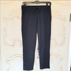 Like new James Perse black cotton joggers, sz 1